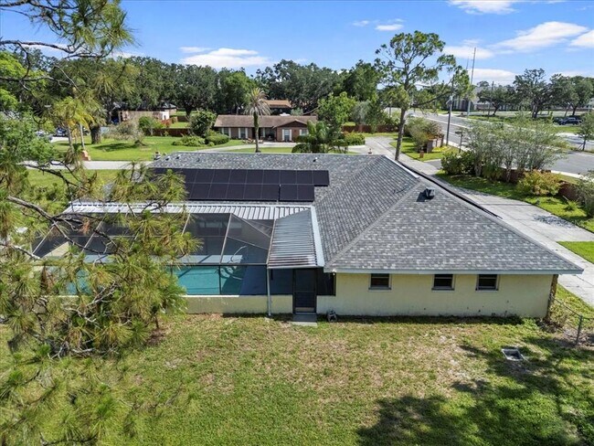 Building Photo - 903 Tomahawk Trail