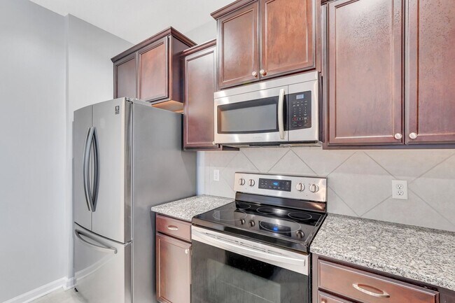 Building Photo - COMING EARLY JUNE 2026! (Pet Friendly)