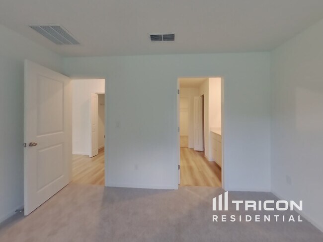Building Photo - 10734 Lishwood Wy