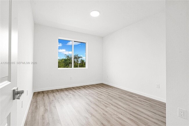 Building Photo - 22555 SW 125th Ave