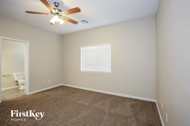 Building Photo - 8888 Sparkling Creek Ave