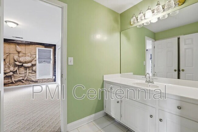 Building Photo - 120 Creekside Park Dr