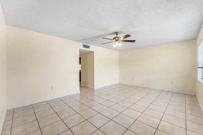 Building Photo - 9050 NW 28th St