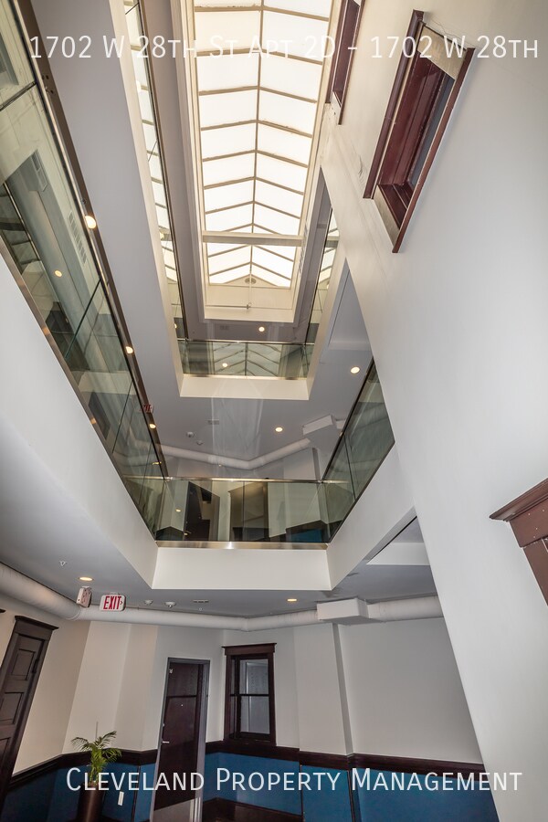 Building Photo - Modern Ohio City Studio Apartment