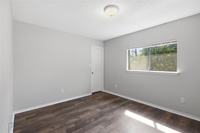 Building Photo - 7900 Rosenberry Dr