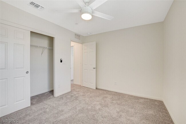 Building Photo - 2615 Esposende St