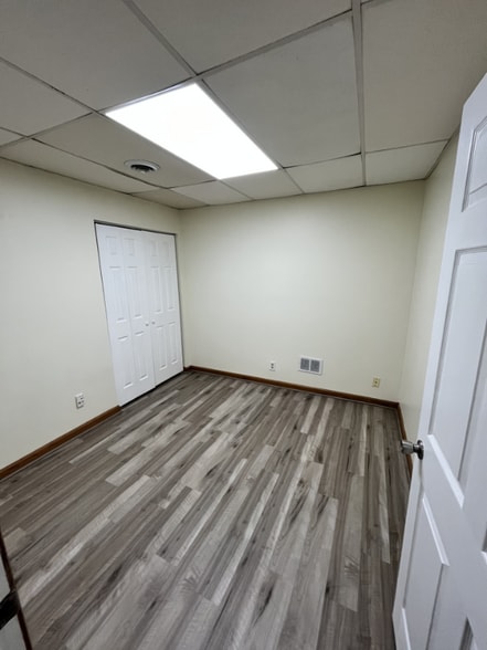 Building Photo - 28 Scioto Dr