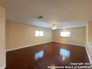 Building Photo - 6734 Honeyridge Ln