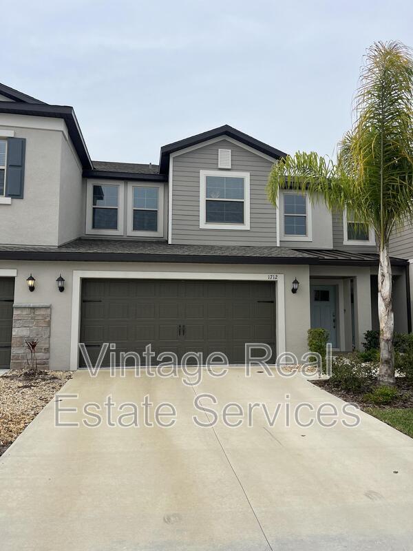 Building Photo - 1712 Roseville St