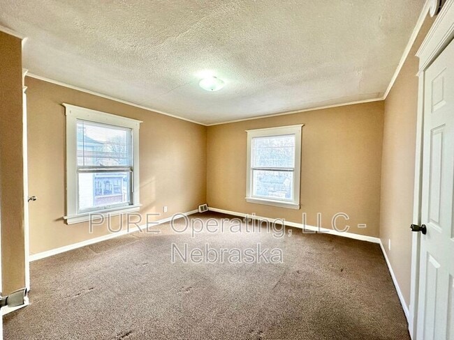 Building Photo - 1504 N 35th St