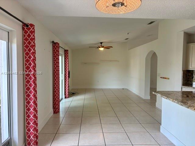 Building Photo - 16850 Crestview Ln