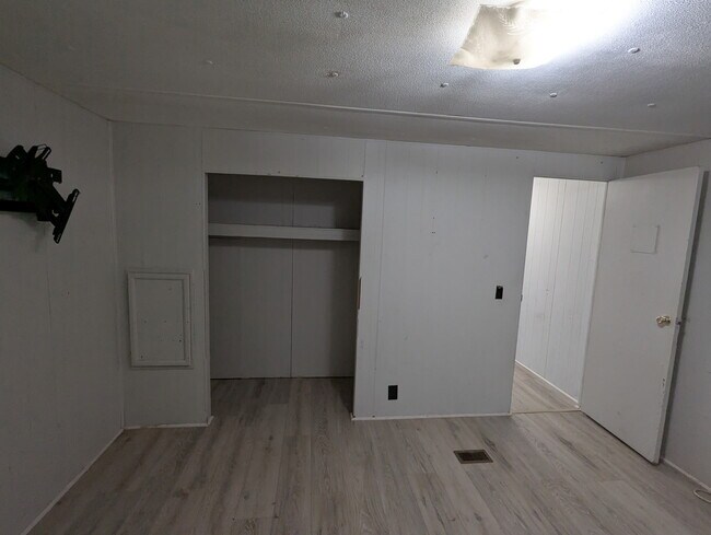 Building Photo - 110 Armentor St