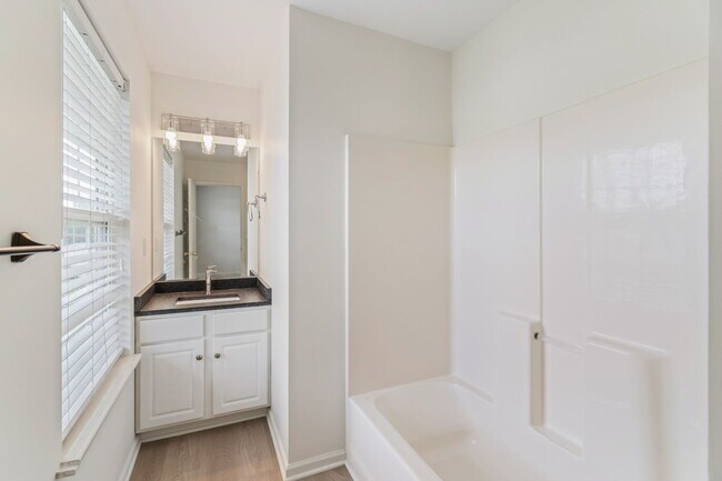 Building Photo - 3956 Archibald Way