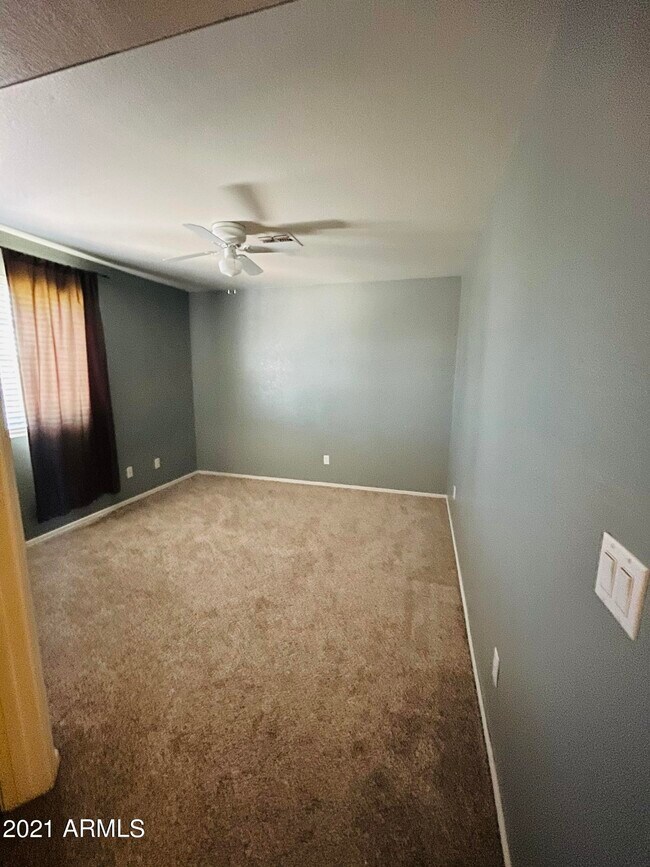Building Photo - 1604 W Enfield Way