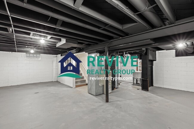 Building Photo - 20481 Delaware Ave