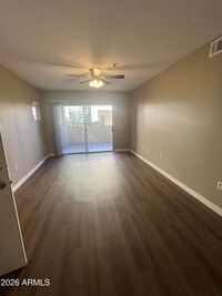 Building Photo - 1295 N Ash St