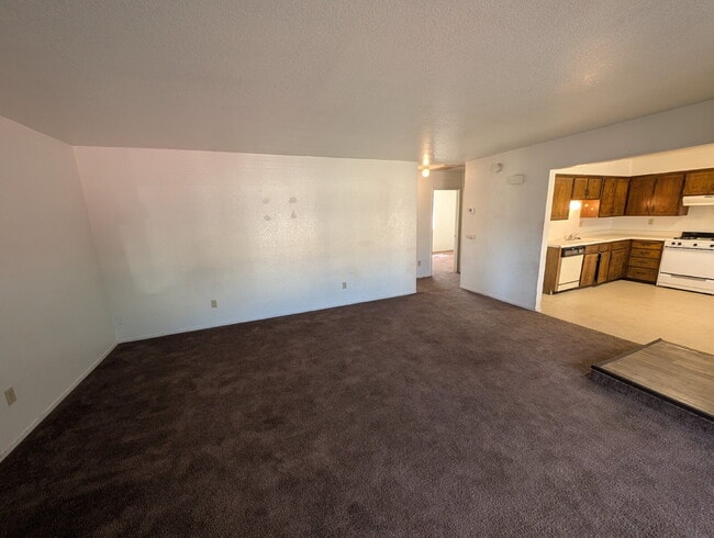 Building Photo - "Charming Studio Retreat: Your Cozy Haven in Porterville!"