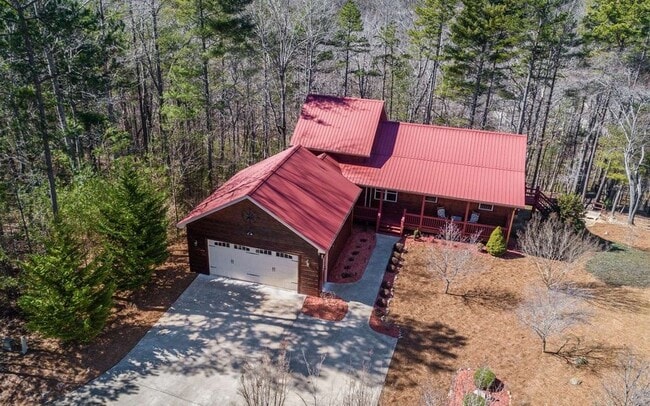 Primary Photo - 329 Arrowood Pointe