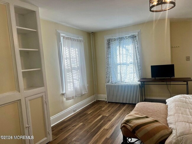 Building Photo - 27 Spring St