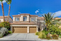 Building Photo - Spacious 5 bedroom, 3.5 baths with 3-car g...