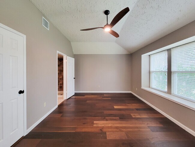 Building Photo - 14407 Sun Harbor Dr