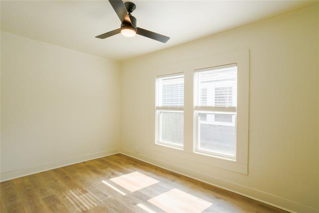 Building Photo - 518 W Belden St