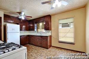 Building Photo - 2603 Kaiser Dr