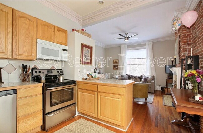 Building Photo - 1364 N Downing St