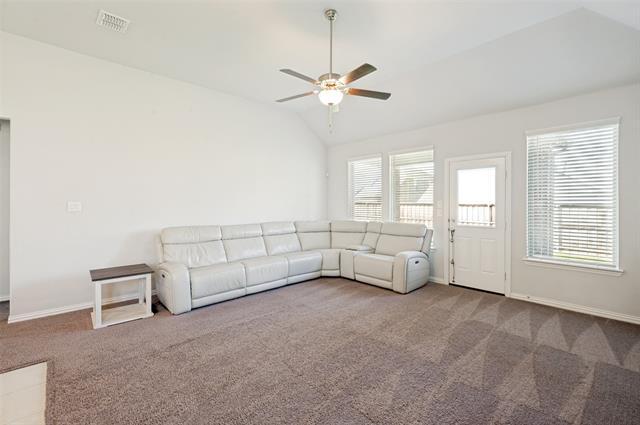 Building Photo - 5490 Mourning Dove Dr