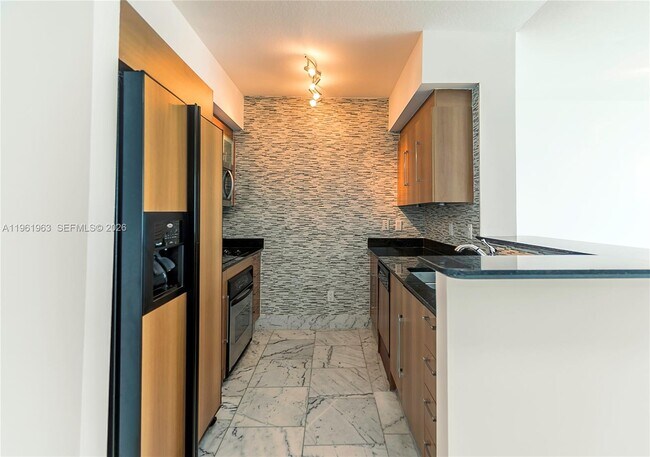 Building Photo - 335 S Biscayne Blvd