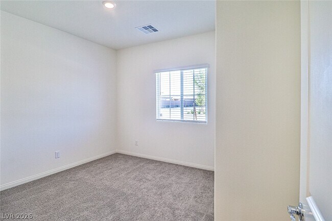 Building Photo - 7476 Crystal Harbor Ave