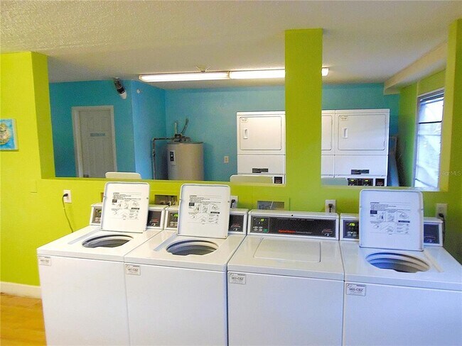 Building Photo - 3315 58th Ave S