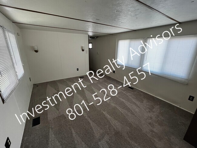 Primary Photo - 421 N 200 W St