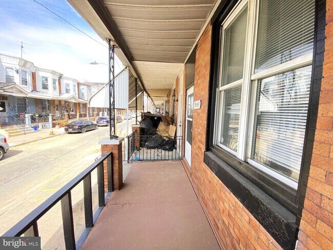 Building Photo - 3543 Stouton St