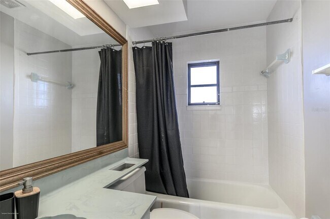 Building Photo - 1204 Spanish Cay Ln