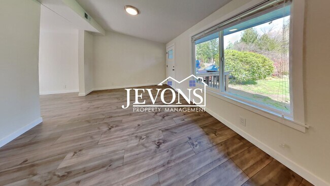 Building Photo - 19019 SE 164Th St Renton, WA 98058