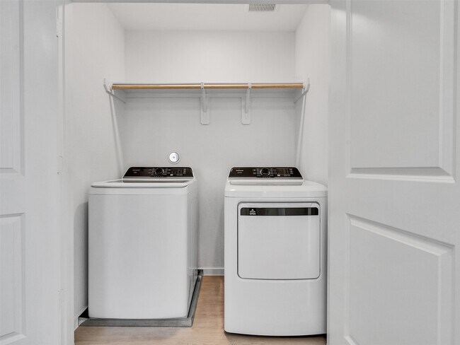 Building Photo - 12406 Lady Slipper Rd