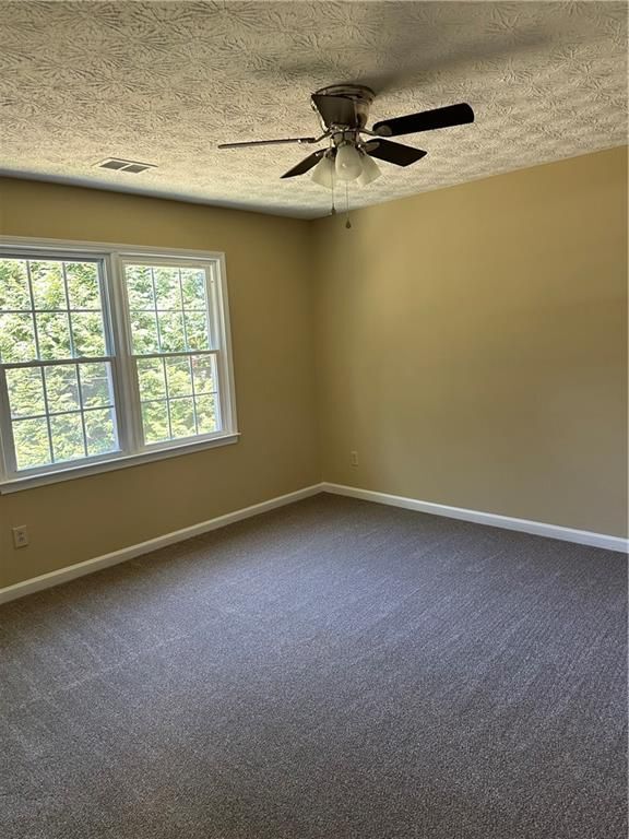 Building Photo - 3305 Maple Ridge Ct