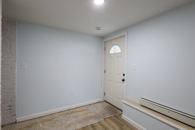 Building Photo - 53 Berkley St
