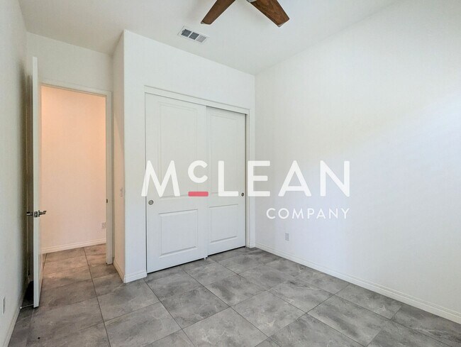 Building Photo - Luxury Desert Living in Desert Princess Co...
