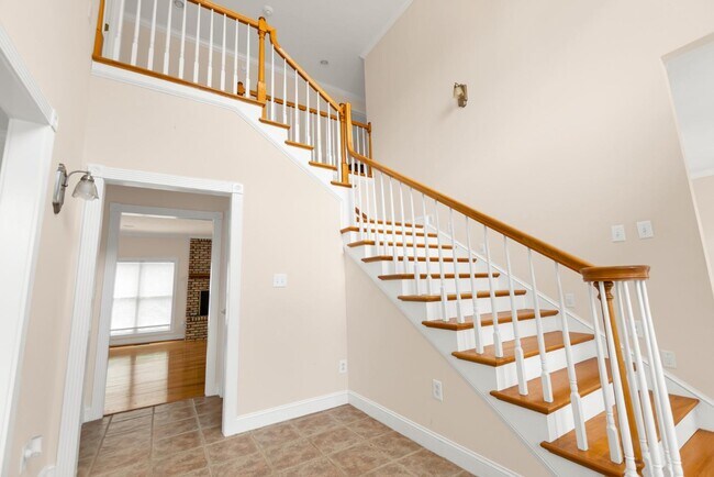 Building Photo - 1400 Slayden Wood Rd