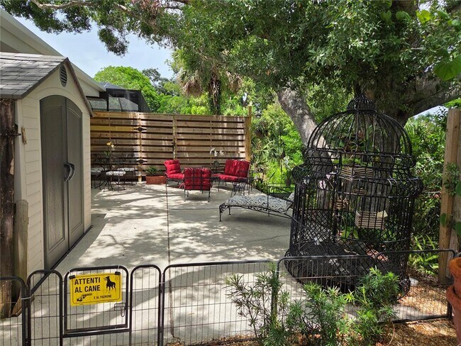 Building Photo - 3157 Goldenrod St