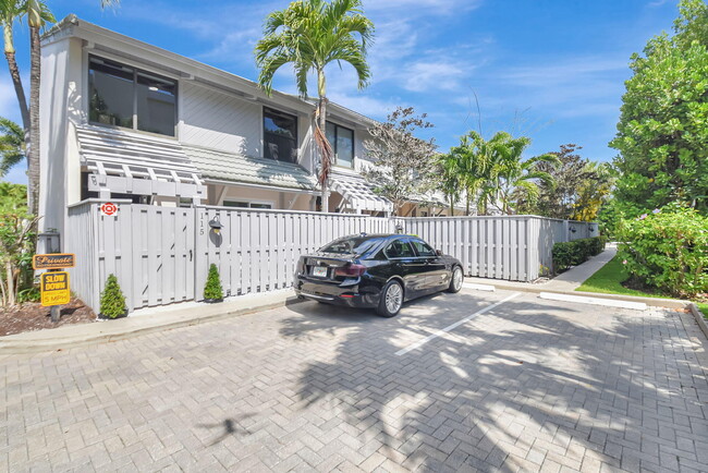 Building Photo - 3543 S Ocean Blvd
