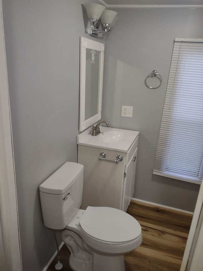 Building Photo - 3 BDRM - 1.5 BA SINGLEWIDE MOBILE-  INSIDE...