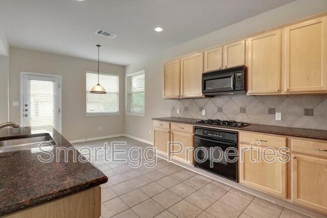 Building Photo - 1007 Linden Loop