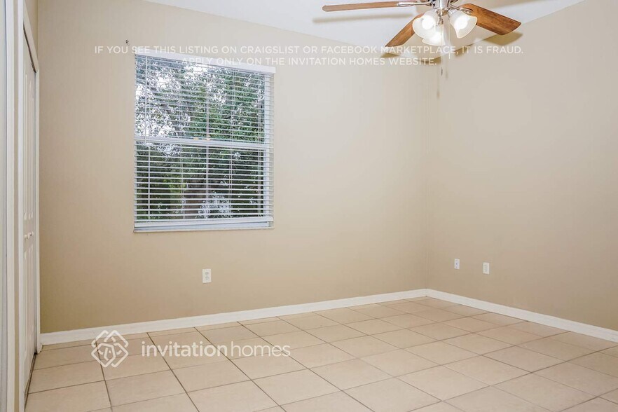 Building Photo - 2844 Wells Ave