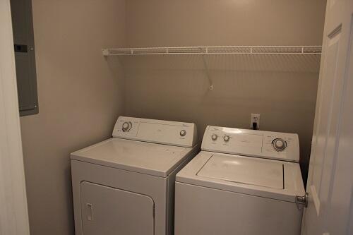 Building Photo - 3057 Barclay Way