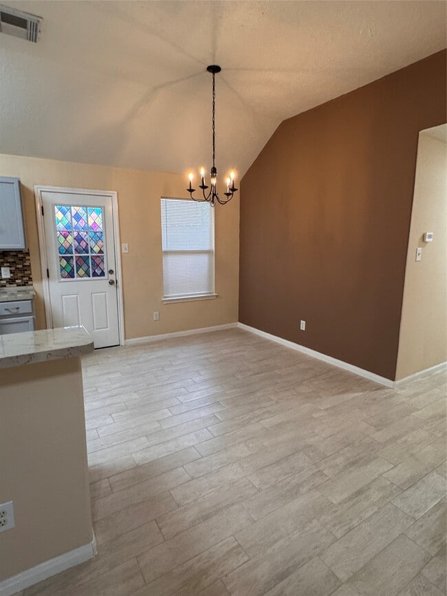 Building Photo - 13018 Maile Park Dr