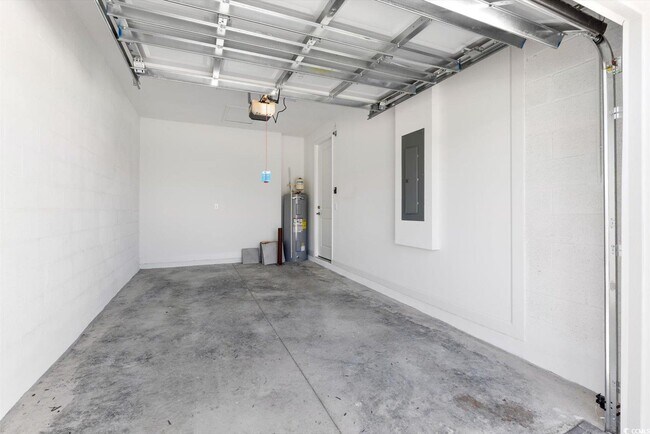 Building Photo - 6435 Seabright Ter