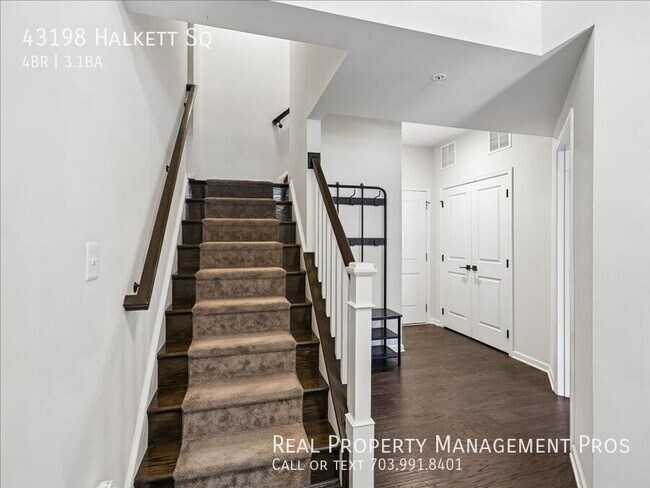 Building Photo - 43198 Halkett Sq